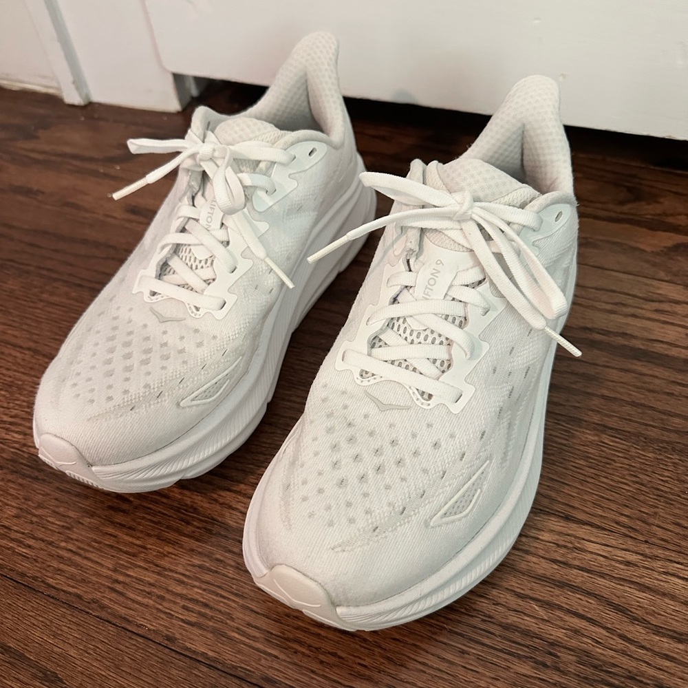 Hoka Clifton 9 Women’s 8